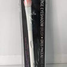 WET N WILD C785 CONTOUR BRUSH